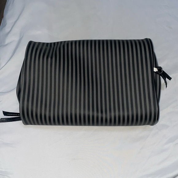 Adrien Arpel Spa Toiletry Travel Pouch/Bag - Picture 4 of 4